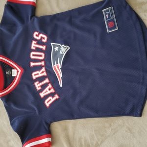 NFL patriots t-shirt, size M